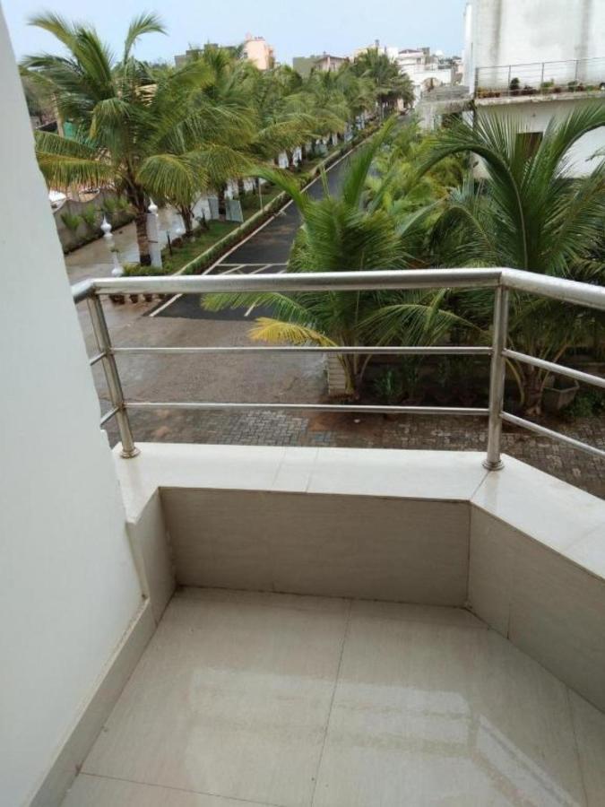 Wekare Sea Sight Service Apartments Puri Exterior photo