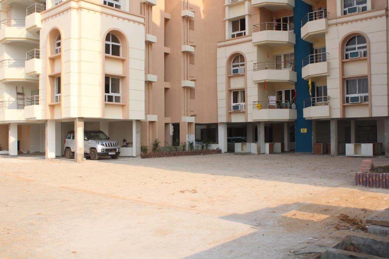 Wekare Sea Sight Service Apartments Puri Exterior photo