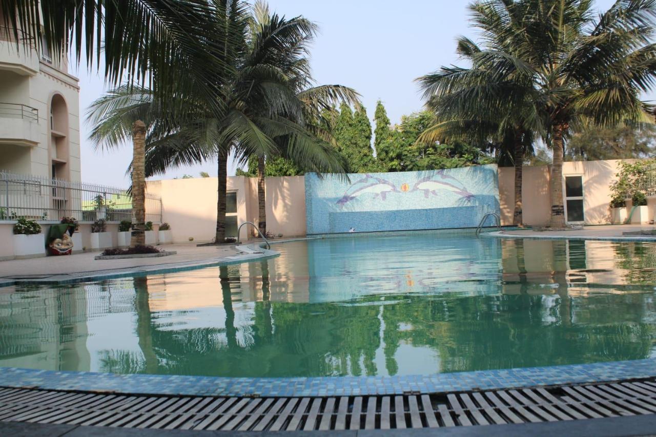 Wekare Sea Sight Service Apartments Puri Exterior photo