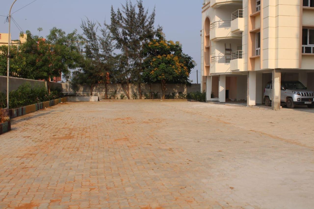Wekare Sea Sight Service Apartments Puri Exterior photo