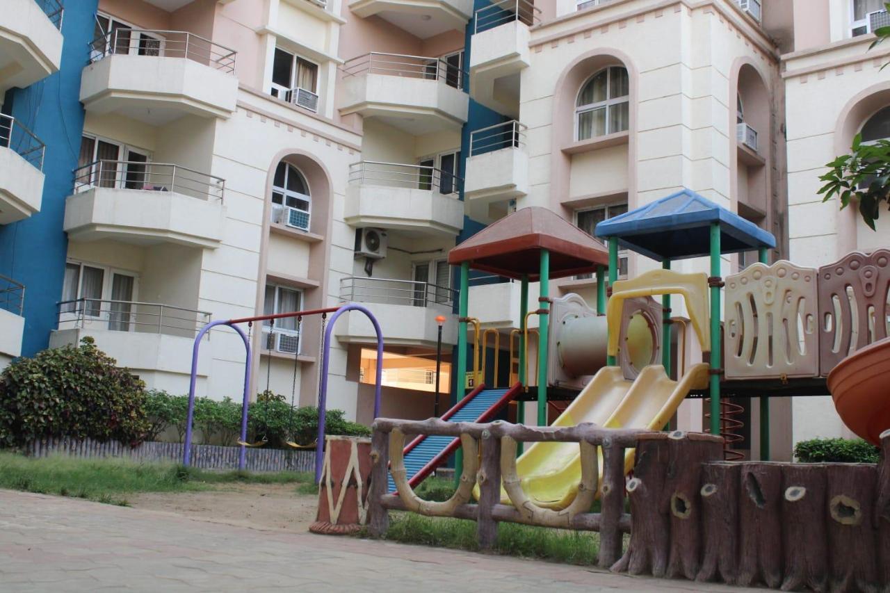 Wekare Sea Sight Service Apartments Puri Exterior photo